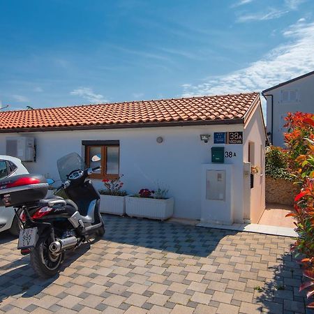 Holiday Home Jasminka Medulin Exterior photo
